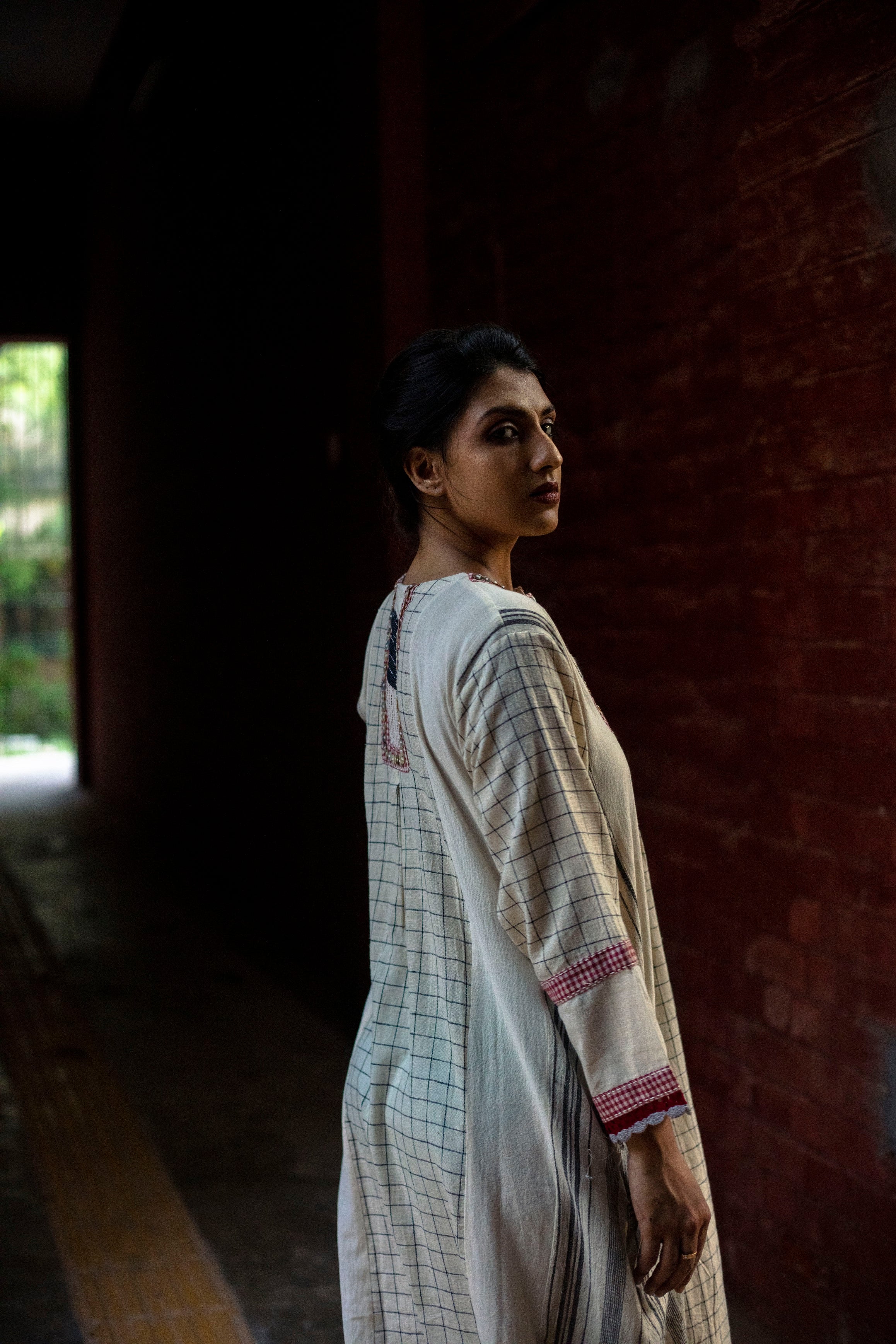 Kylo V-Neck Ivory Dress