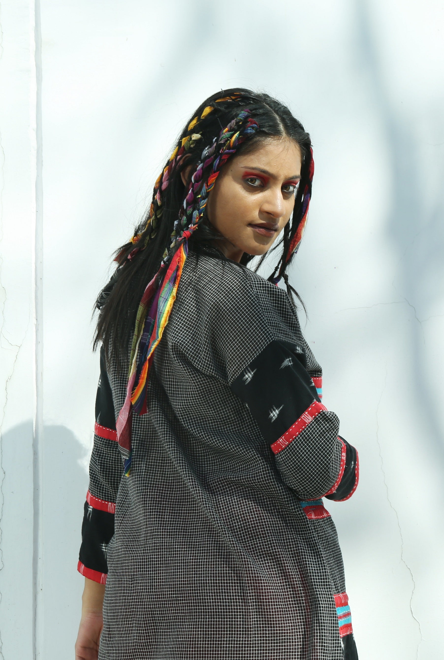 Veena Kurta Trouser Set - Back Detail Image