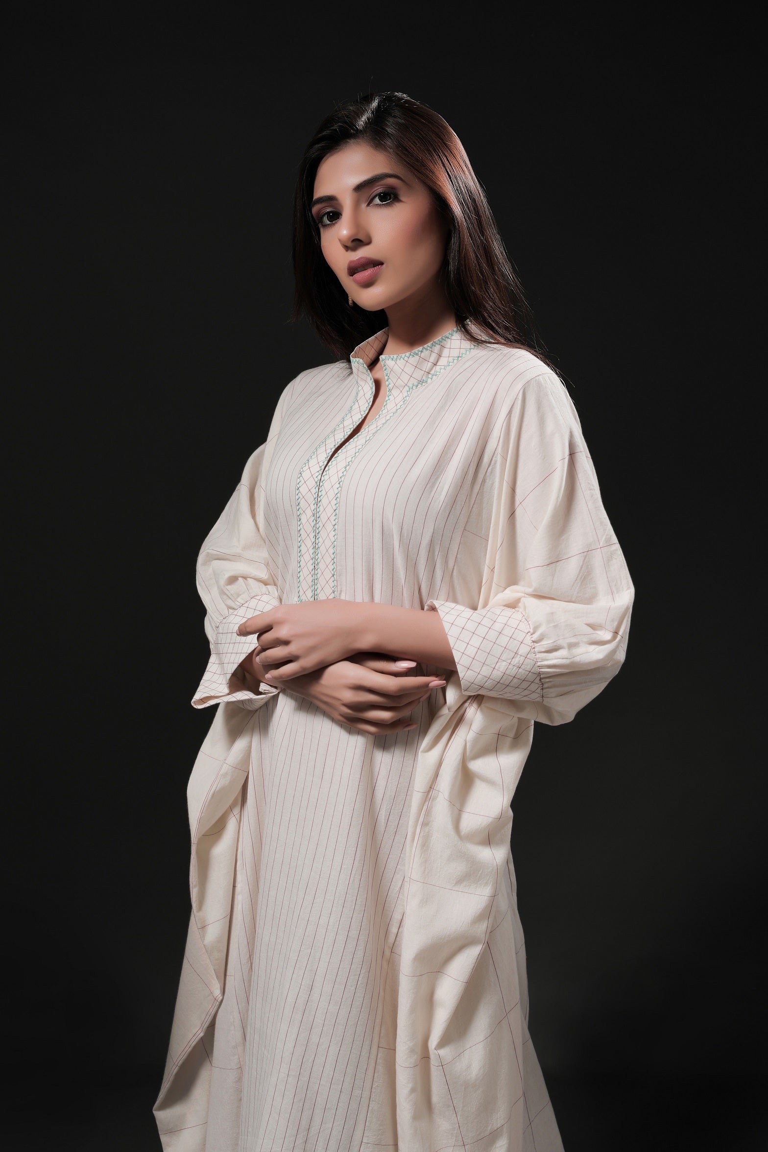 Flax Kaftan - Side Detail Image