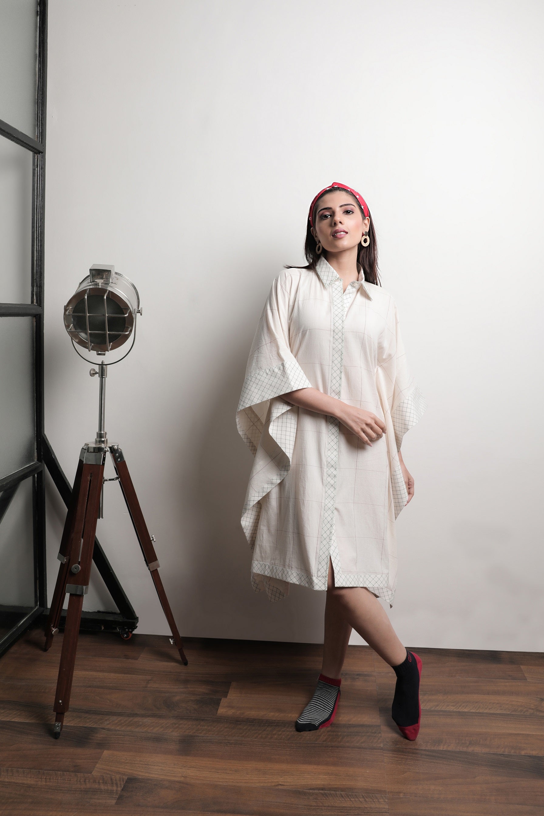 Crossandra Knee Length Kaftan - Front Image