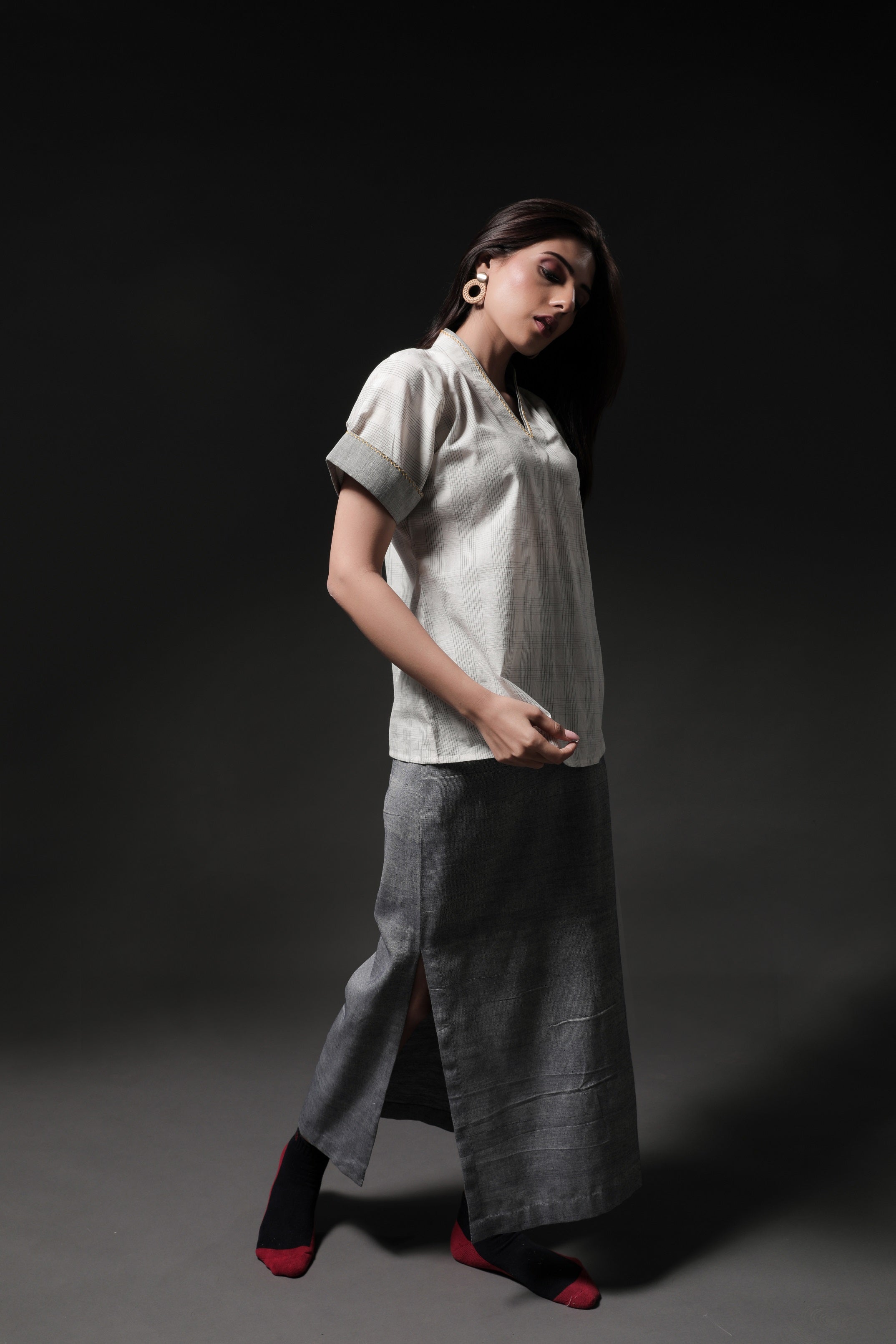 Orchid V-Neck Shirt - 3/4 Image